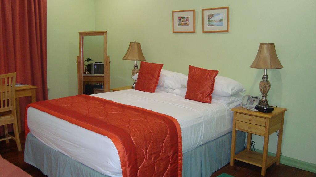 Belmont Heritage Inn Trinidad الغرفة الصورة